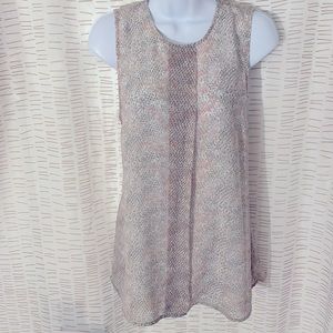 Sleeveless top gray and pink top